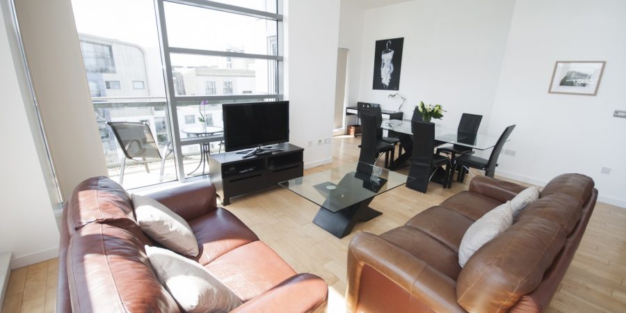 Penthouse-living-room-e1449833592932-900x450